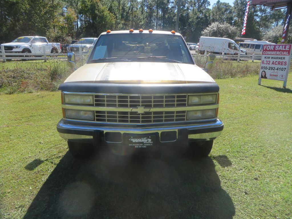 1993 Chevrolet C/K Image 3