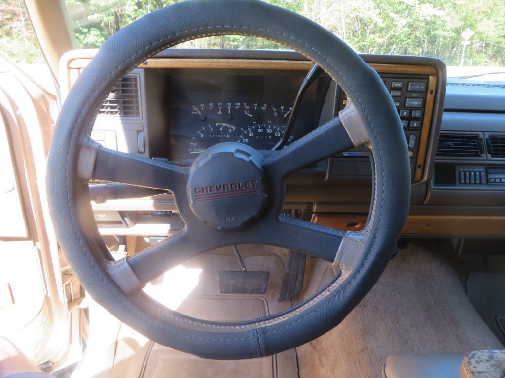 1993 Chevrolet C/K Image 13