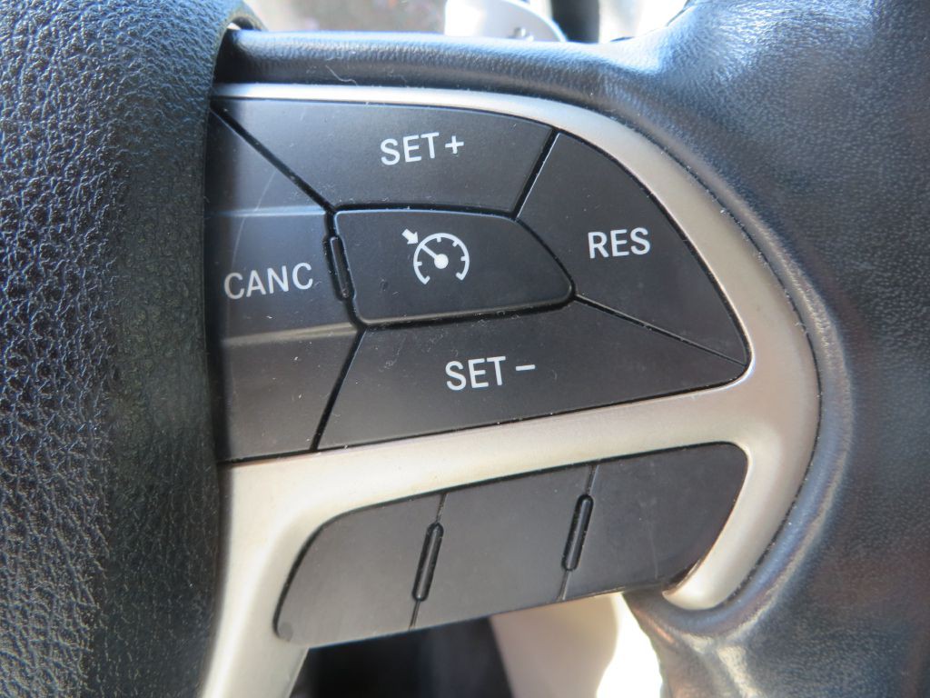 2015 Jeep Grand Cherokee Image 14