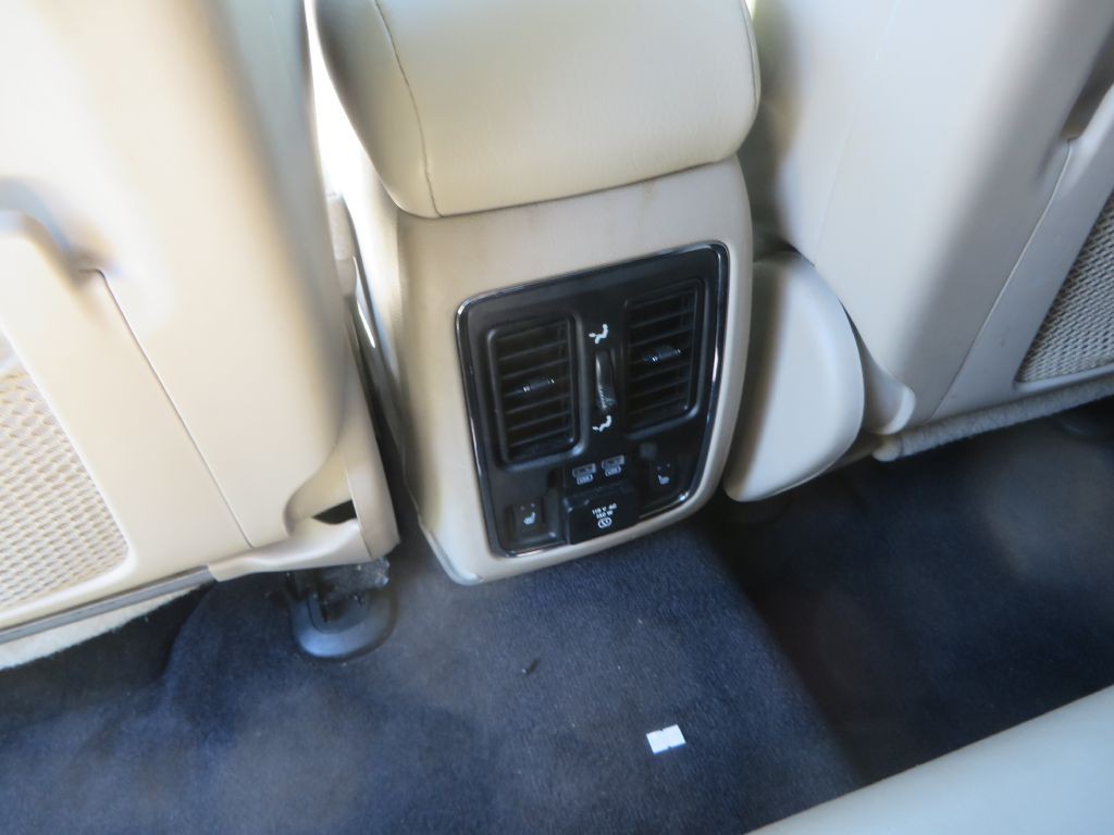 2015 Jeep Grand Cherokee Image 25