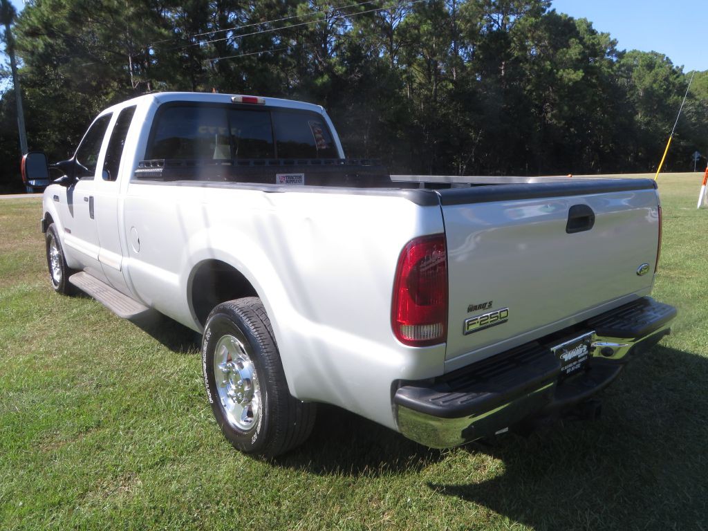 2005 Ford F-250 Image 8
