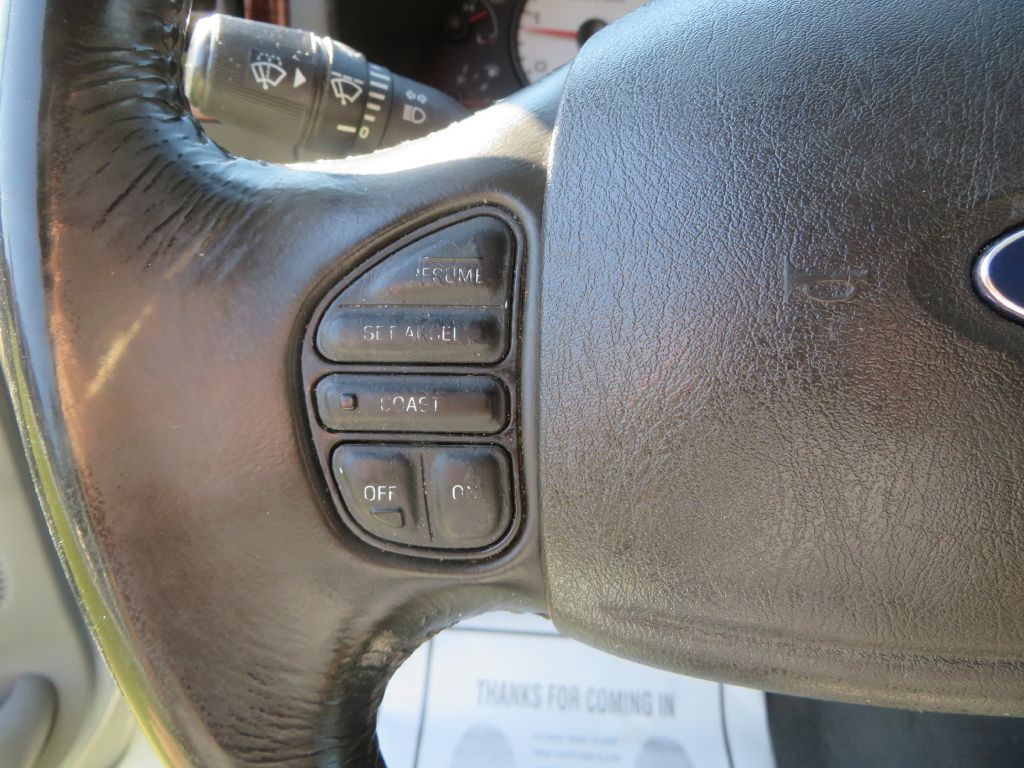 2005 Ford F-250 Image 13