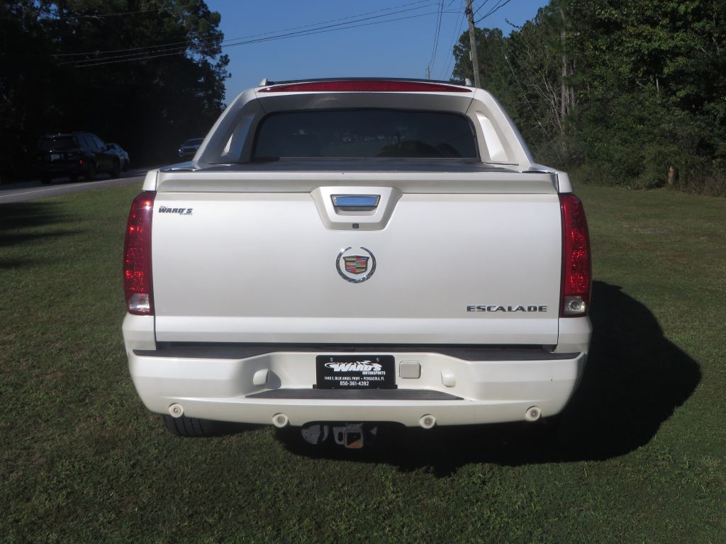 2013 Cadillac Escalade Image 7