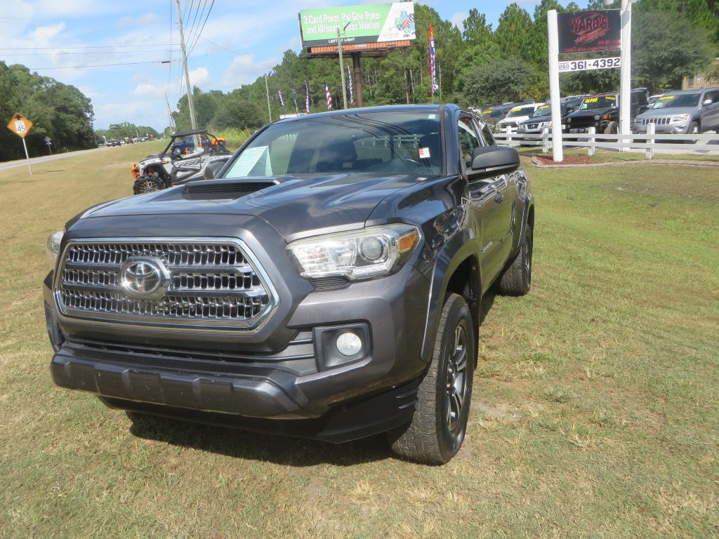 2016 Toyota Tacoma Image 2