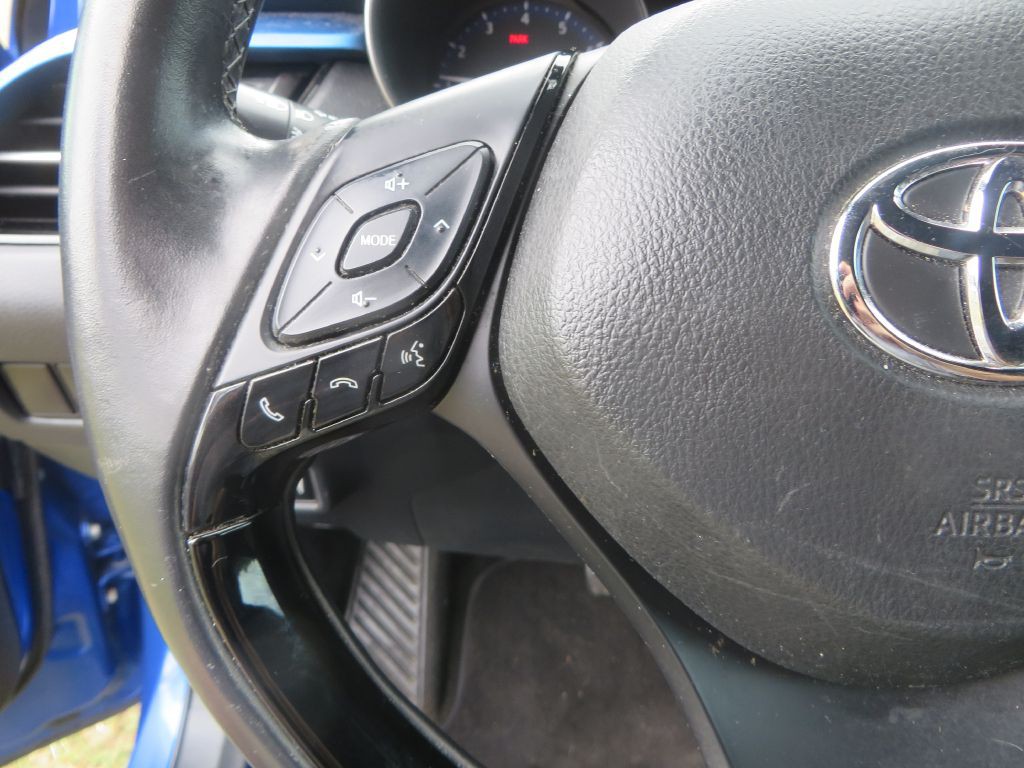 2019 Toyota C-HR Image 13