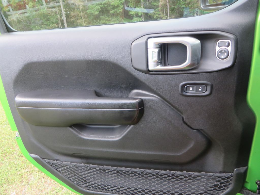 2019 Jeep Wrangler Image 12