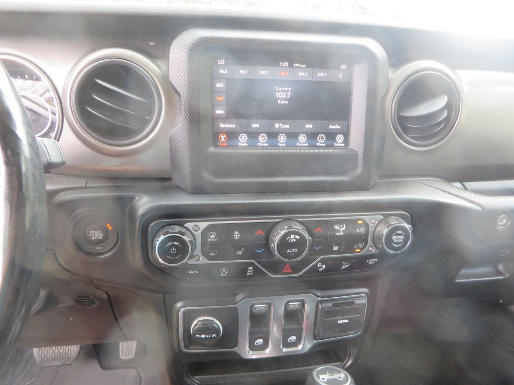 2019 Jeep Wrangler Image 16