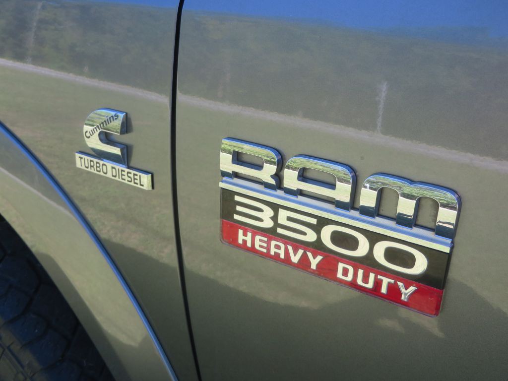 2012 Dodge Ram 3500 Image 10