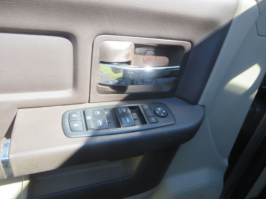 2012 Dodge Ram 3500 Image 13