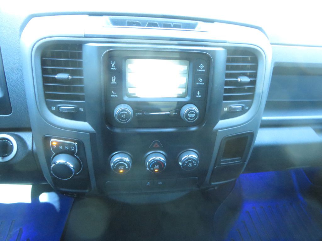 2014 RAM 1500 Image 18