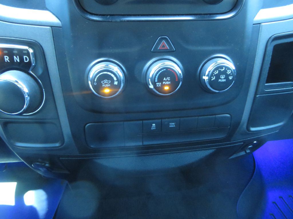 2014 RAM 1500 Image 19
