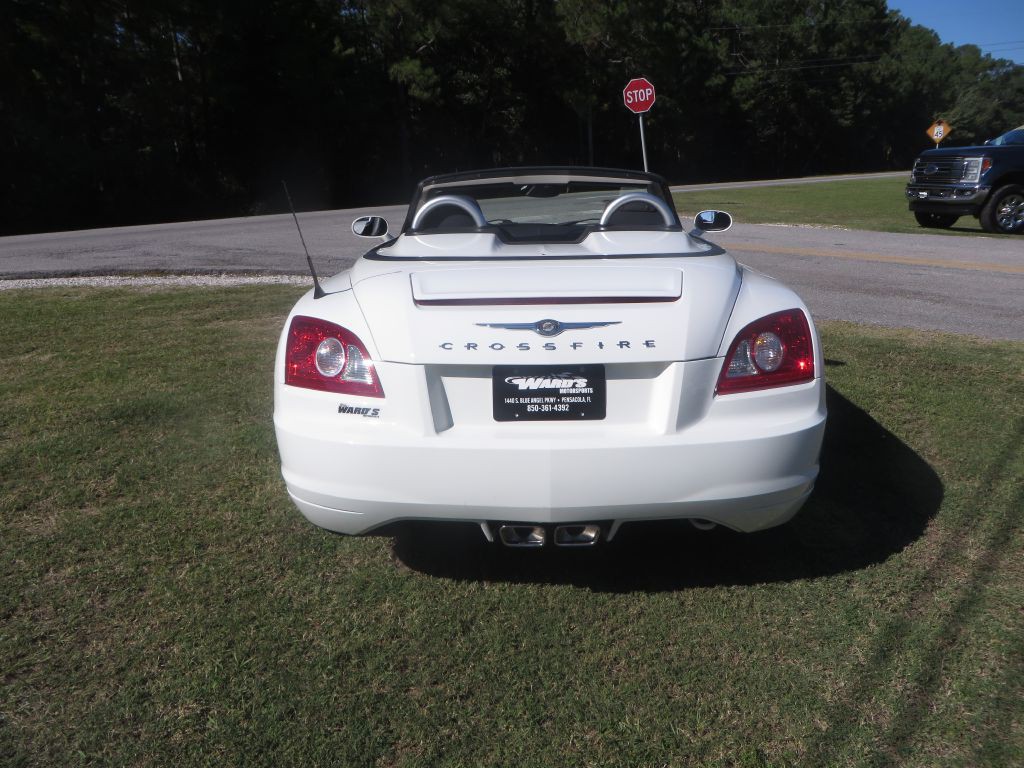 2005 Chrysler Crossfire Image 7