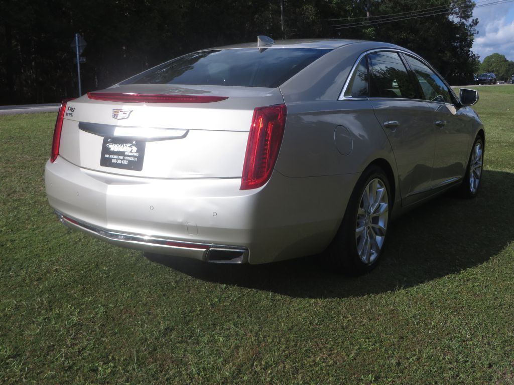 2016 Cadillac XTS Image 6