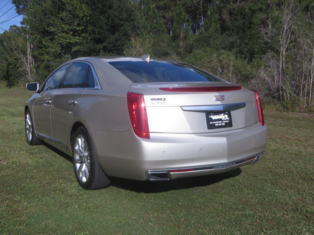 2016 Cadillac XTS Image 8