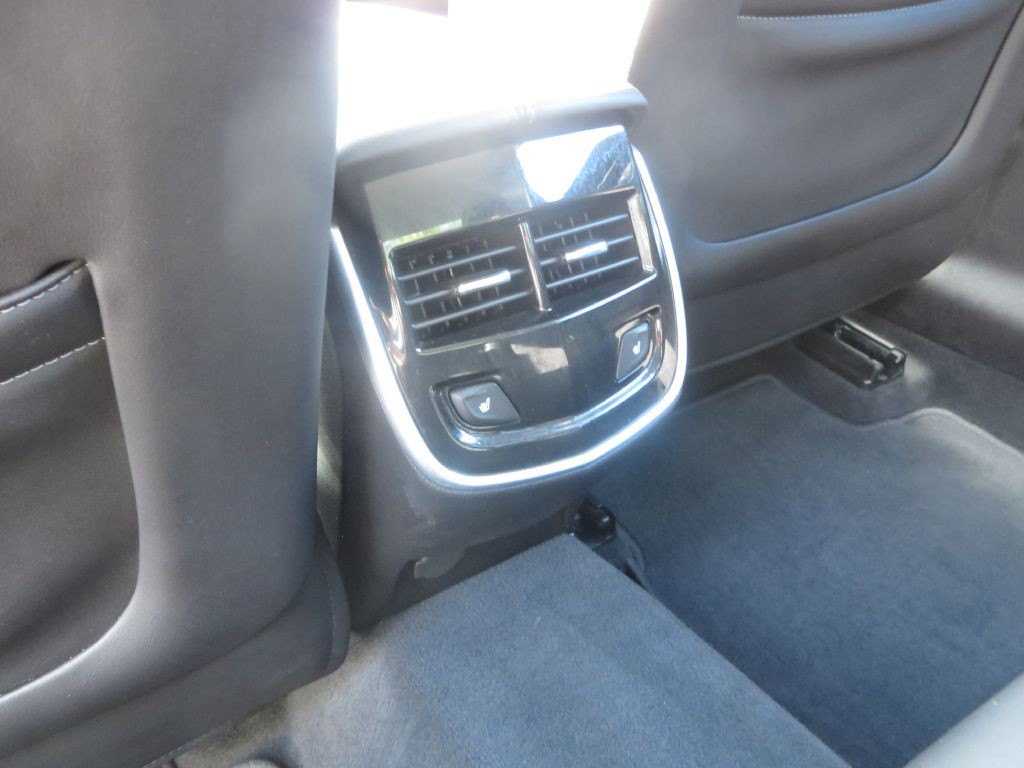 2016 Cadillac XTS Image 26