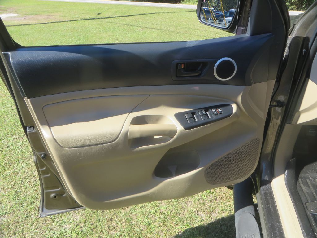 2013 Toyota Tacoma Image 13