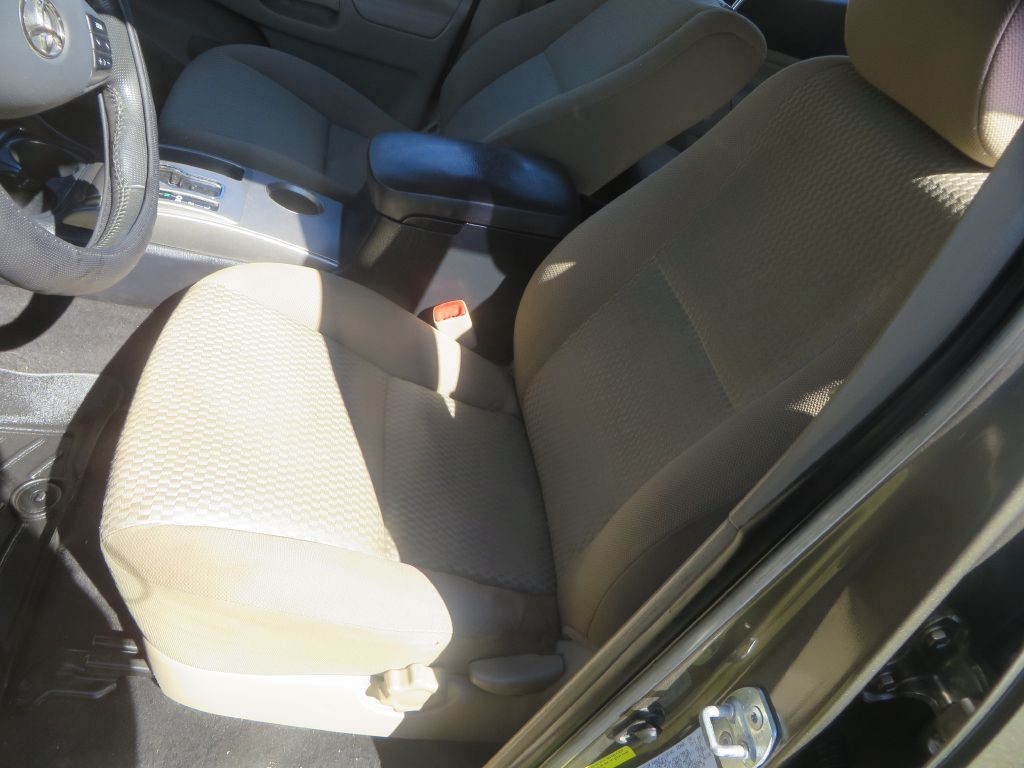 2013 Toyota Tacoma Image 23