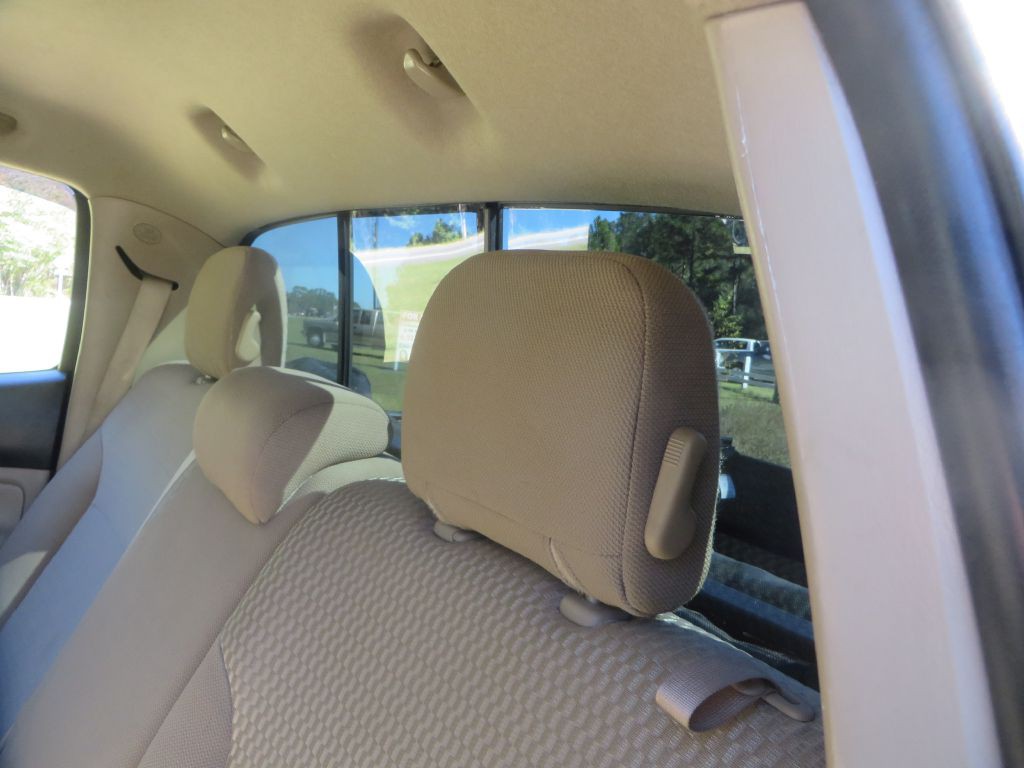2013 Toyota Tacoma Image 26