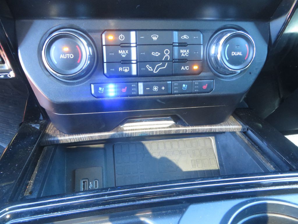 2021 Ford F-250 Image 21