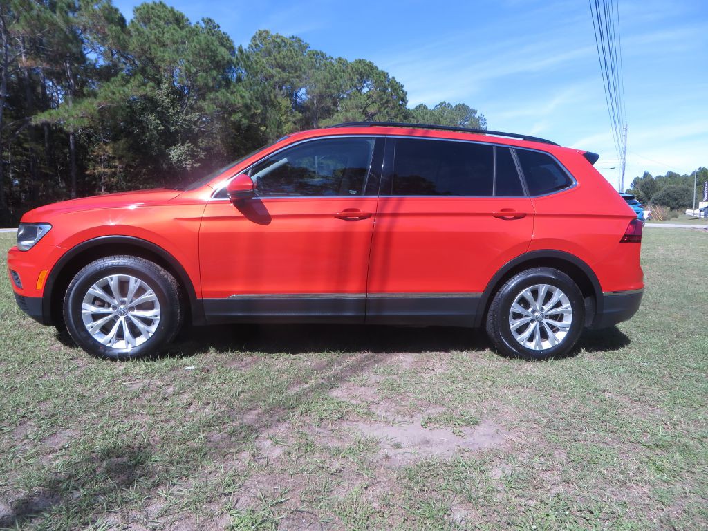 2018 Volkswagen Tiguan Image 1