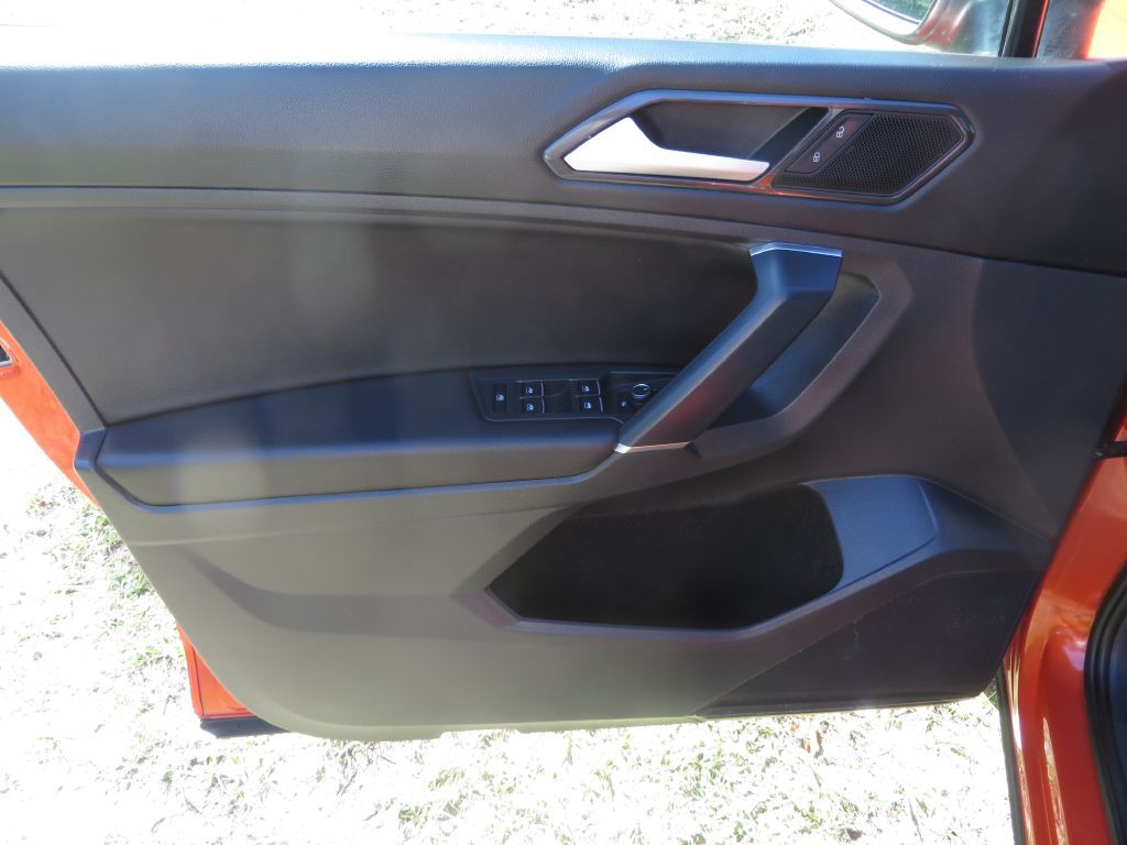 2018 Volkswagen Tiguan Image 12
