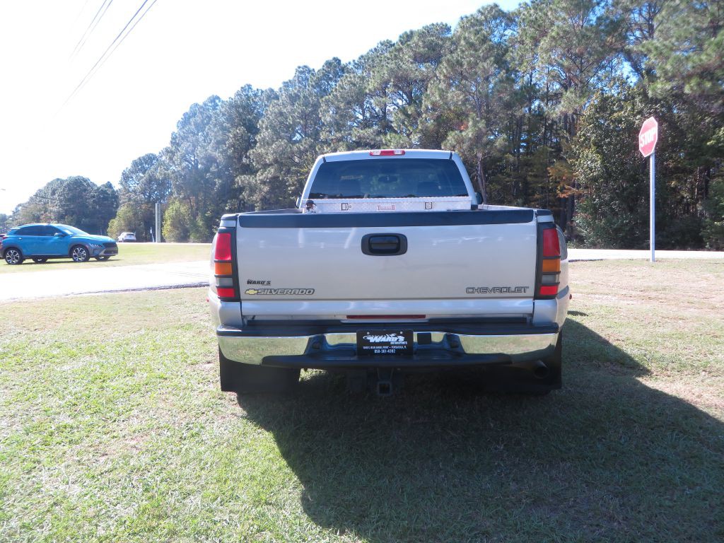 2004 Chevrolet Silverado 1500 Image 7