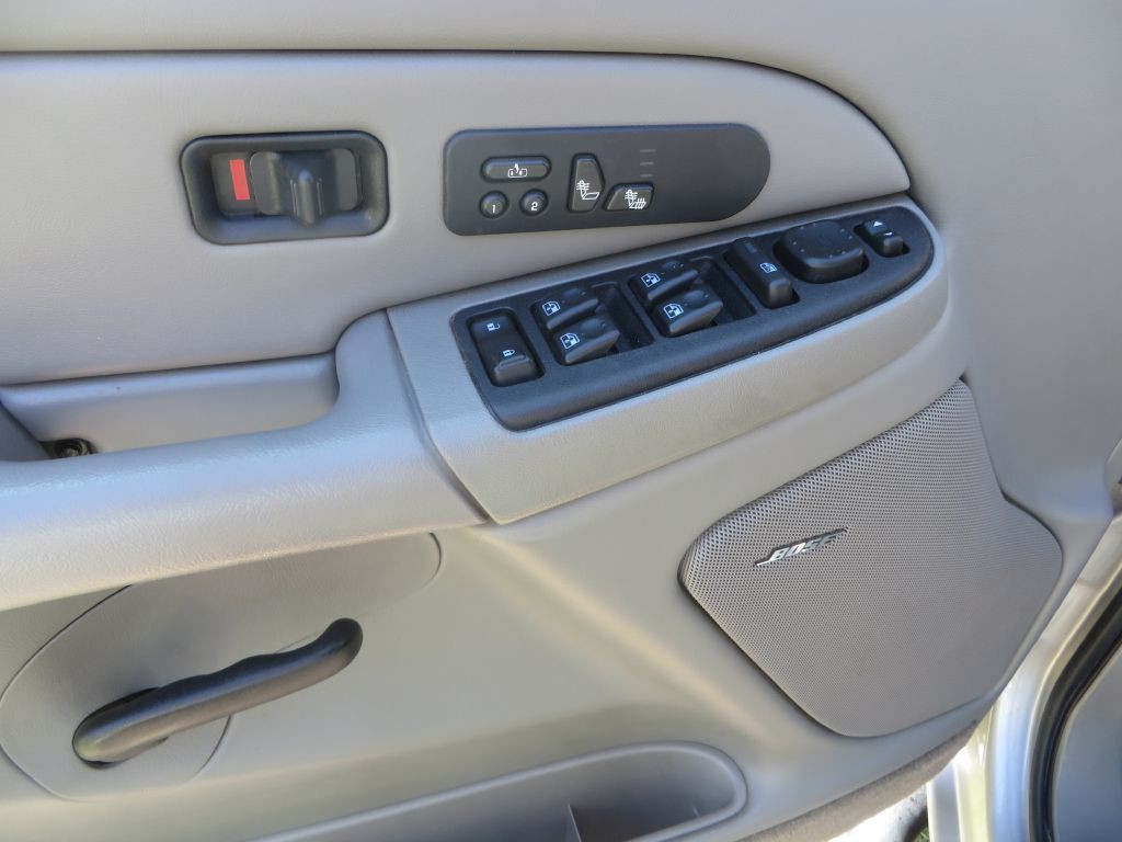 2004 Chevrolet Silverado 1500 Image 13
