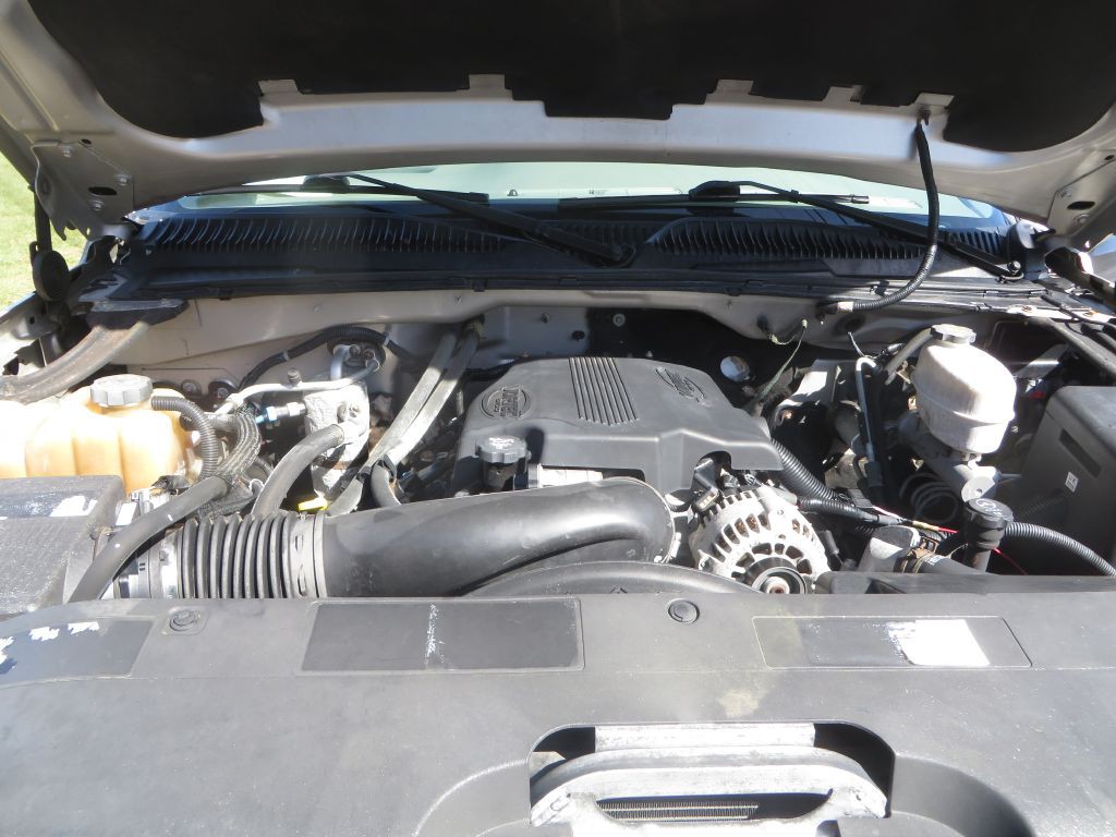 2004 Chevrolet Silverado 1500 Image 32