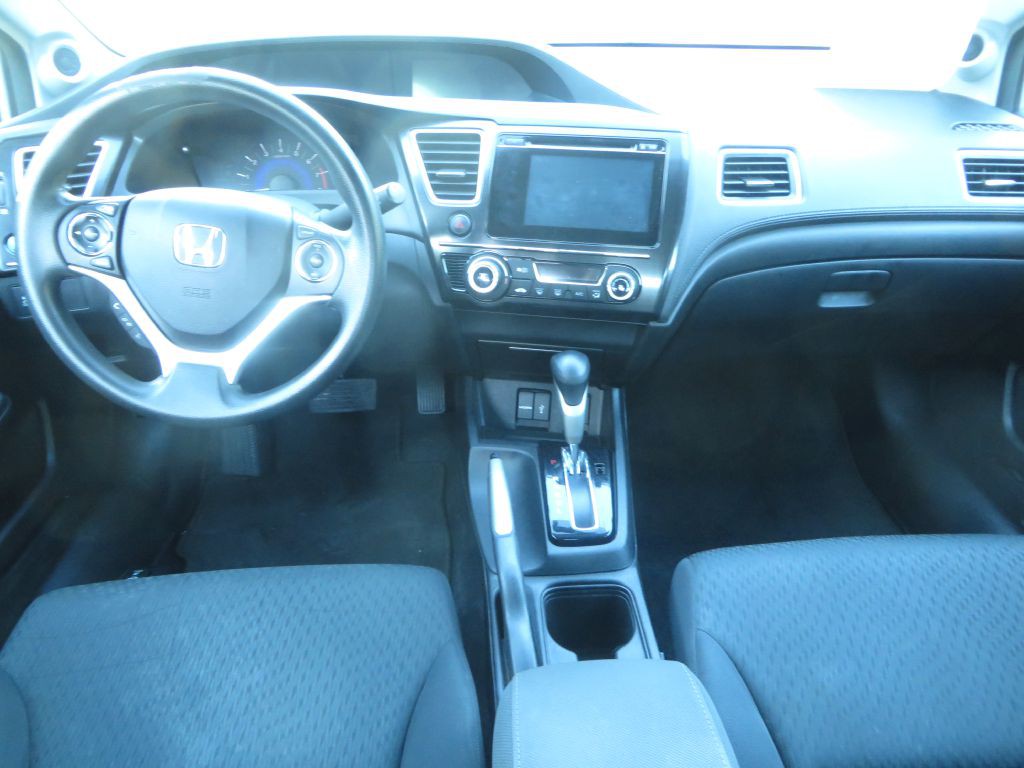 2015 Honda Civic Image 11