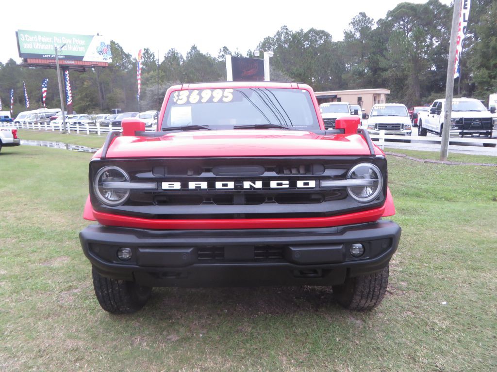 2022 Ford Bronco Image 3