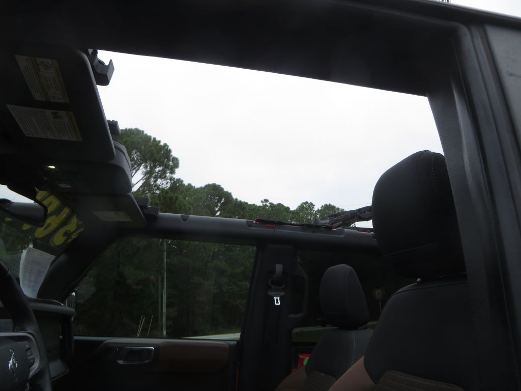 2022 Ford Bronco Image 24