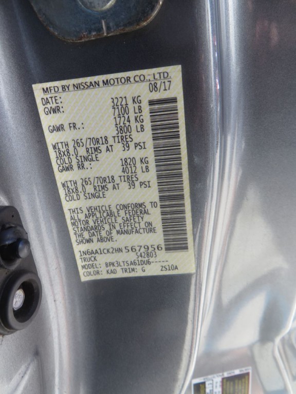 2017 Nissan Titan Image 31