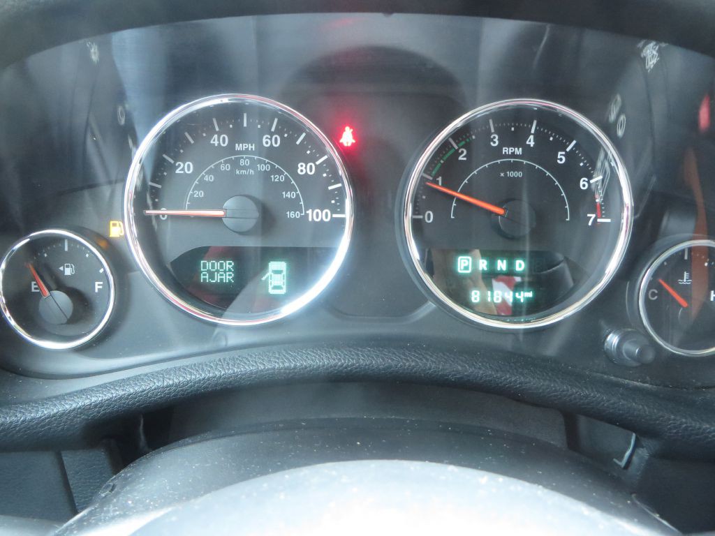 2016 Jeep Wrangler Image 15