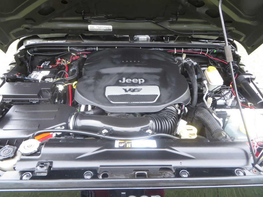 2016 Jeep Wrangler Image 23