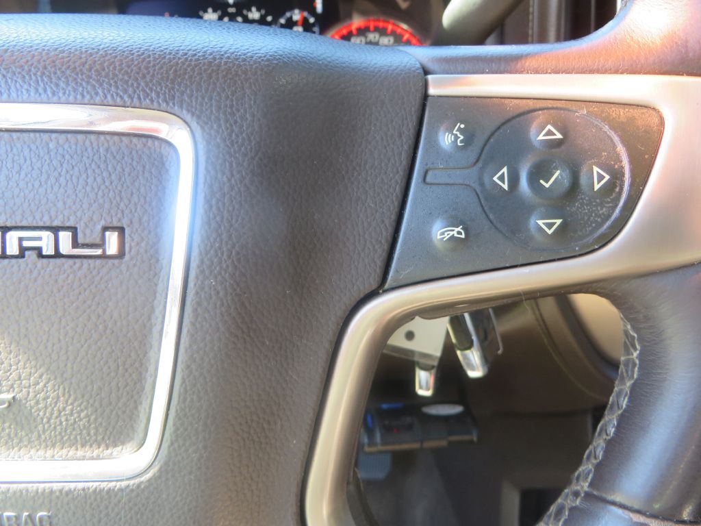 2015 GMC Sierra Image 16