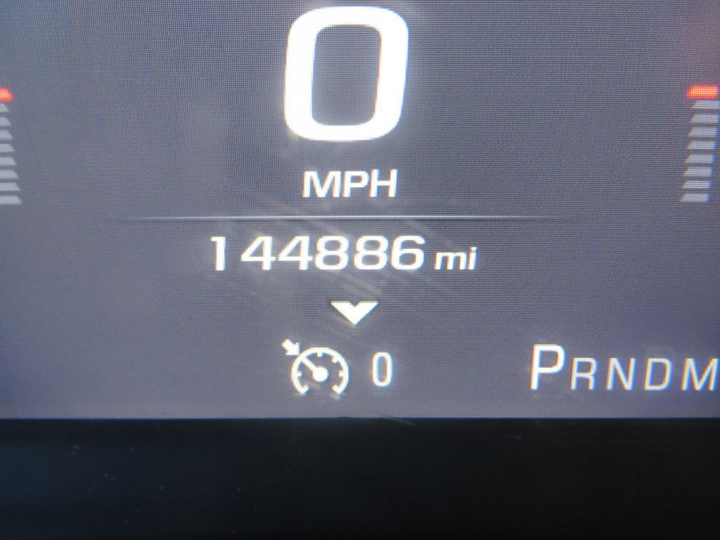 2015 GMC Sierra Image 18