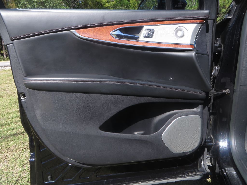 2020 Lincoln Nautilus Image 11