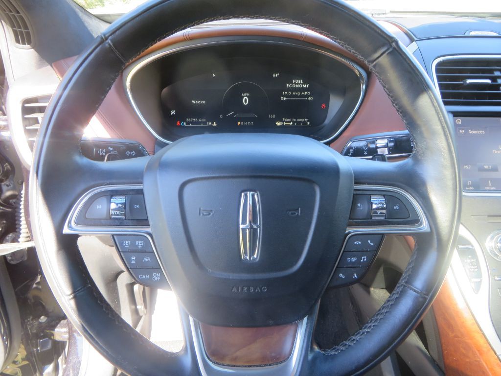 2020 Lincoln Nautilus Image 13