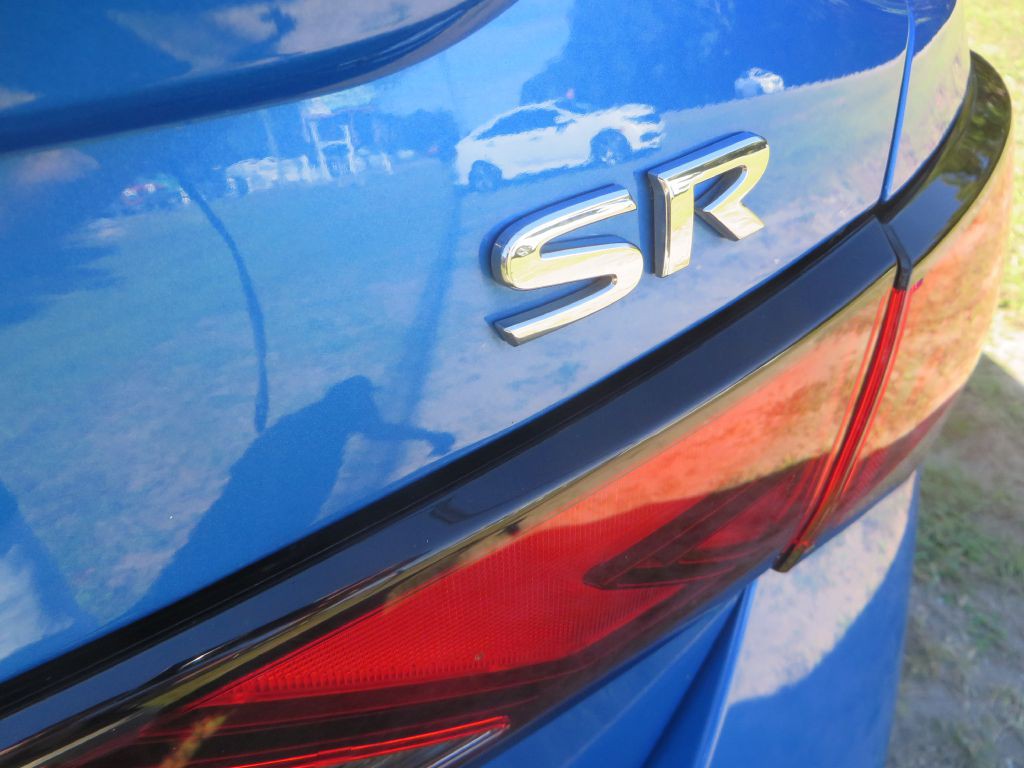 2021 Nissan Sentra Image 9