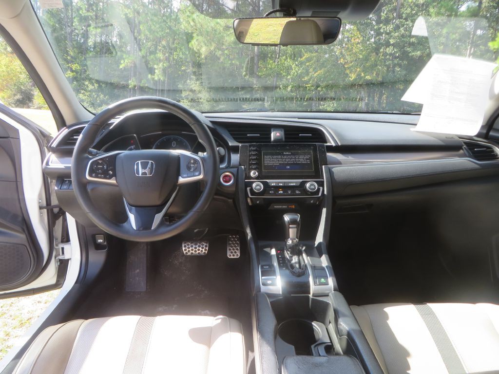 2019 Honda Civic Image 11