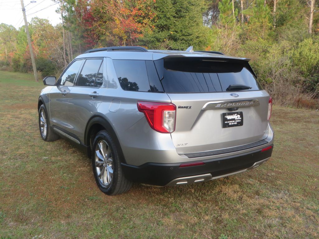 2020 Ford Explorer Image 8