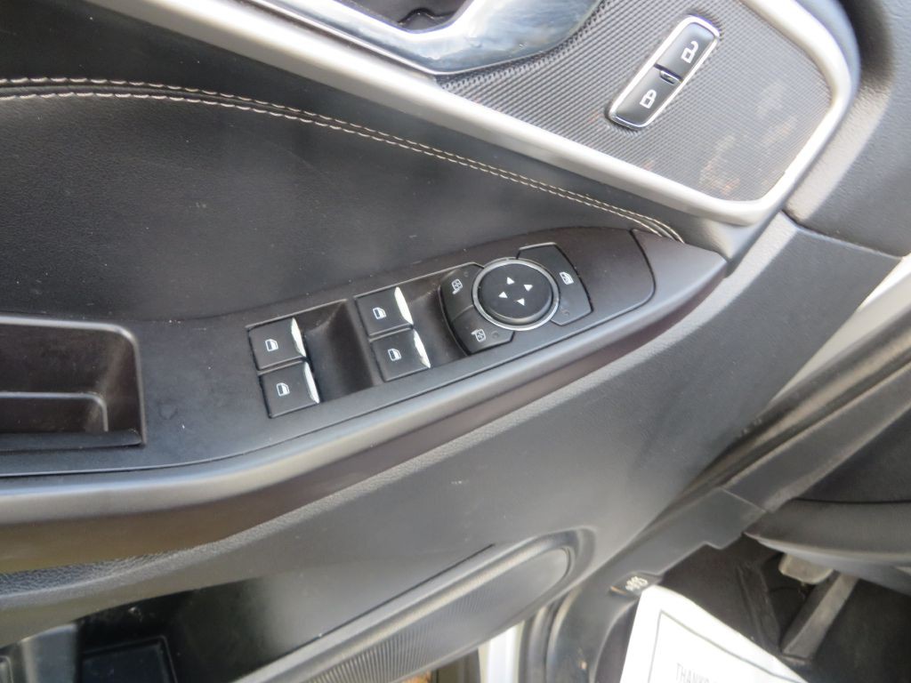 2020 Ford Explorer Image 12