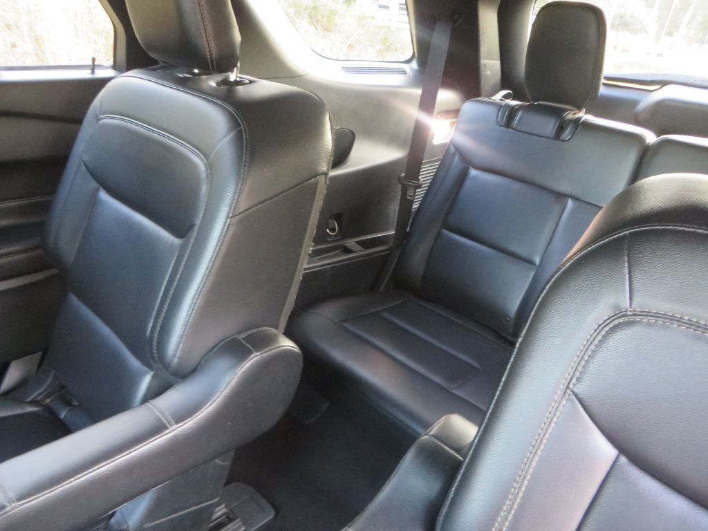 2020 Ford Explorer Image 26