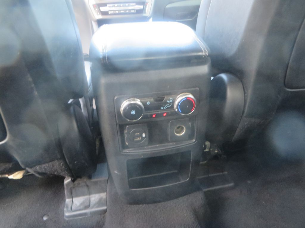 2020 Ford Explorer Image 27