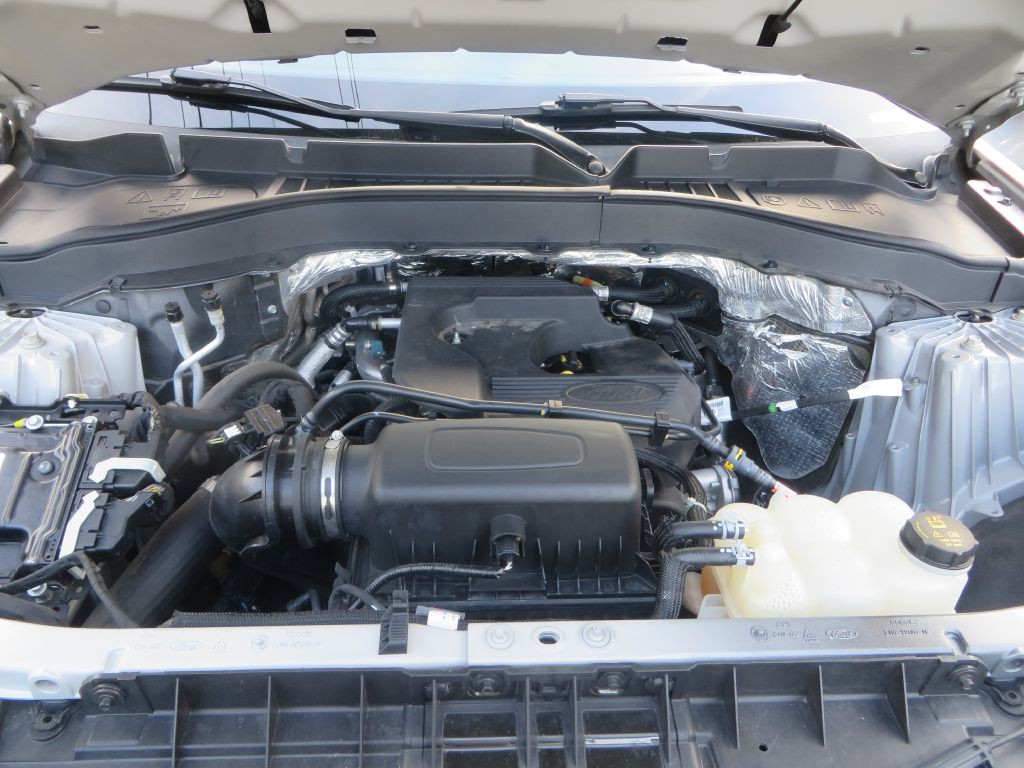 2020 Ford Explorer Image 30