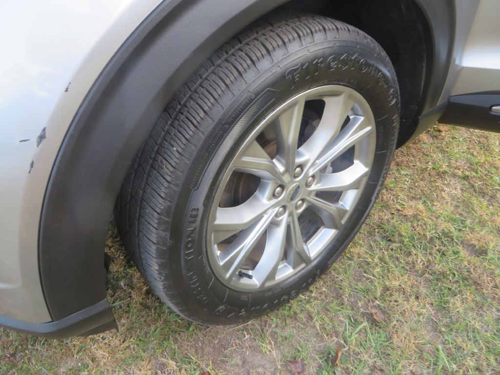 2020 Ford Explorer Image 31