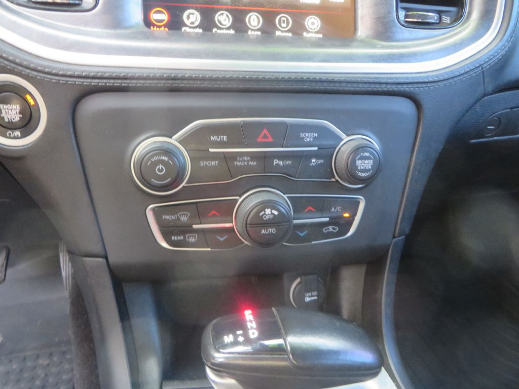 2021 Dodge Charger Image 18