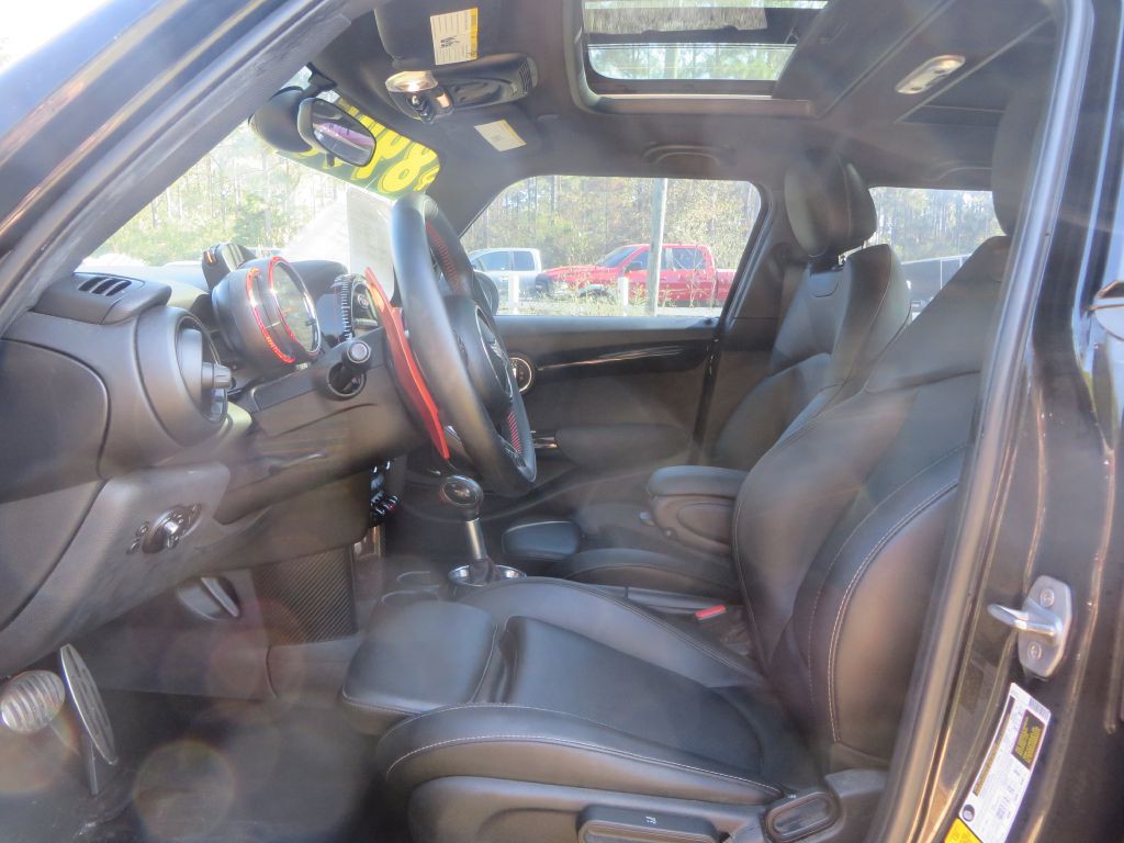 2016 MINI Cooper Image 10