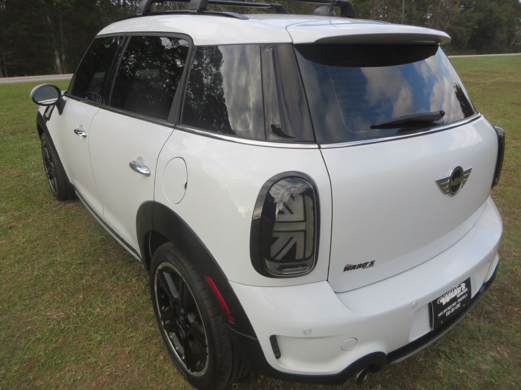 2016 MINI Cooper Image 8