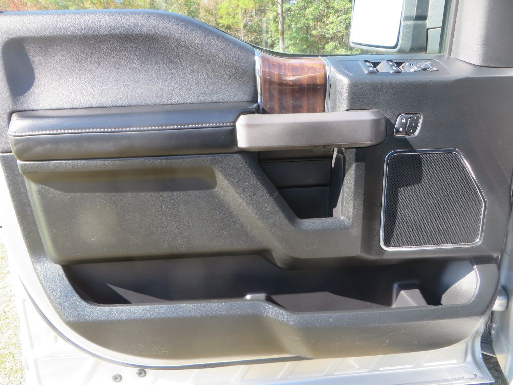 2016 Ford F-150 Image 12